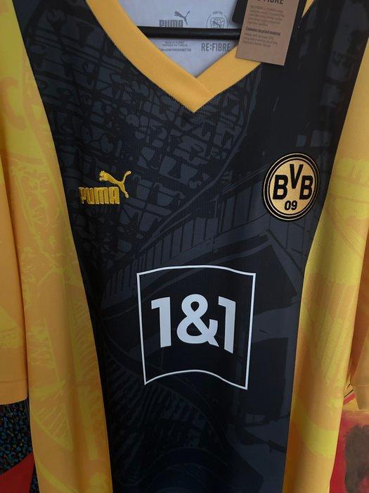 Borussia Dortmund BVB - Duitse voetbal competitie - Mats, Verzamelen, Overige Verzamelen