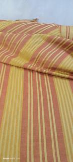 Textiel (2) - 560 cm - 140 cm - Belangrijk weefraam voor, Antiek en Kunst