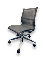 Herman Miller Setu, Verzenden, Wit, Zo goed als nieuw, Bureaustoel