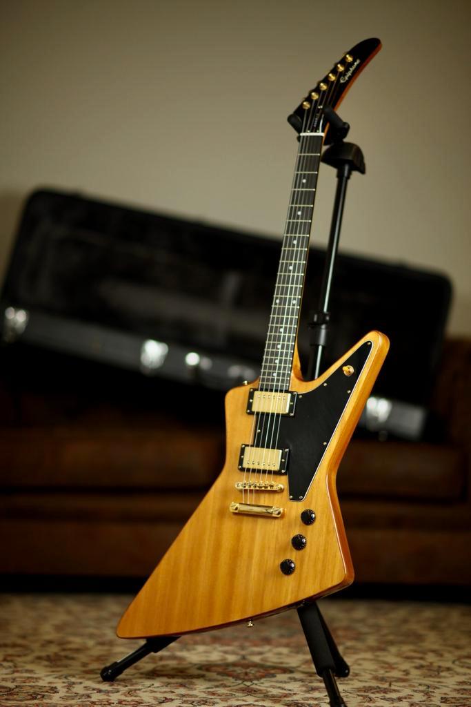 Epiphone Korina Explorer 2017 | Korina, Muziek en Instrumenten, Snaarinstrumenten | Gitaren | Elektrisch, Verzenden