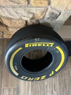 Band (1) - Pirelli - Tyre medium (competition) 2018 - Na, Verzamelen, Automerken, Motoren en Formule 1, Nieuw