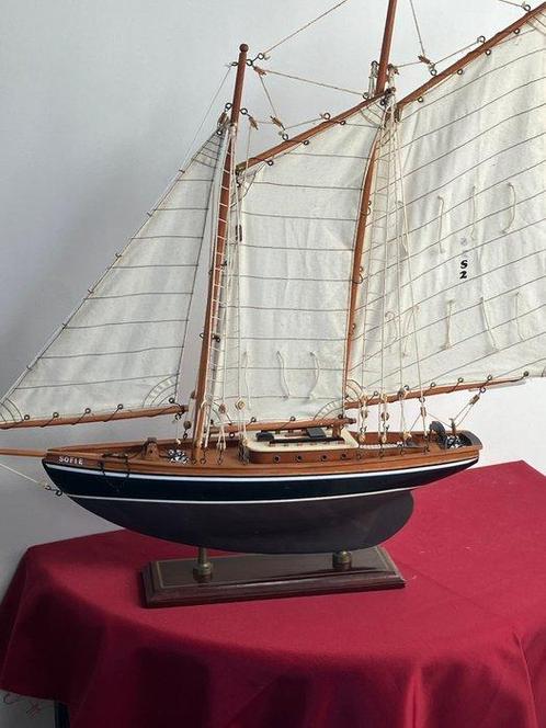 Objets maritimes - zeiljacht Sofia S-2 uit Sezze - Bois,, Antiek en Kunst, Curiosa en Brocante