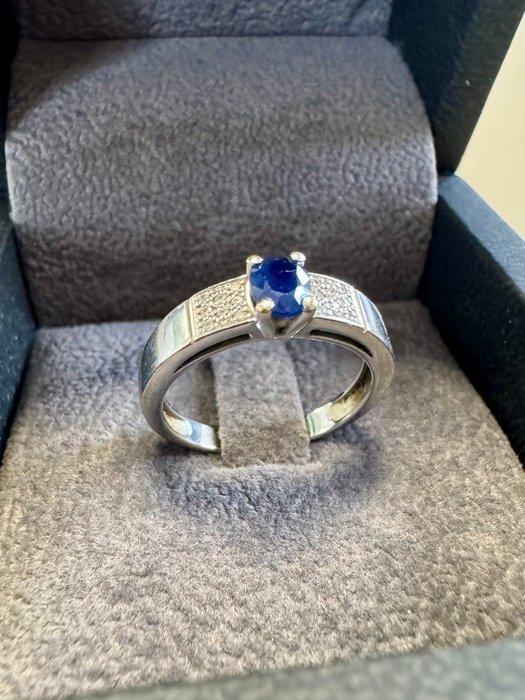 Zonder minimumprijs - Ring - 18 karaat Witgoud Saffier -, Handtassen en Accessoires, Ringen