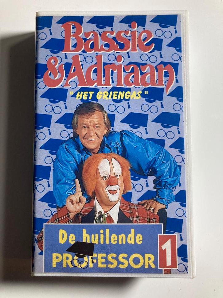 BASSIE & ADRIAAN DE HUILENDE PROFESSOR DEEL 1 (VHS), CD & DVD, VHS | Film