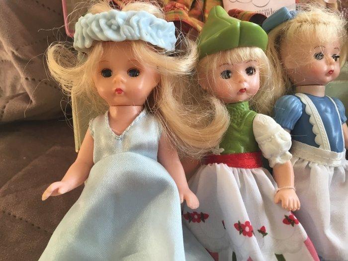 Themacollectie - Poppen - madame alexander, Antiek en Kunst, Antiek | Speelgoed