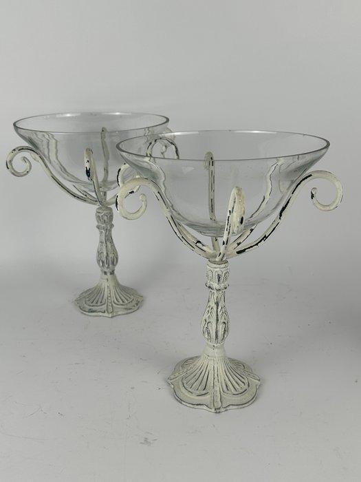 Kom (2) - IJzer, Glas - een paar decoratieve kommen, Antiek en Kunst, Curiosa en Brocante