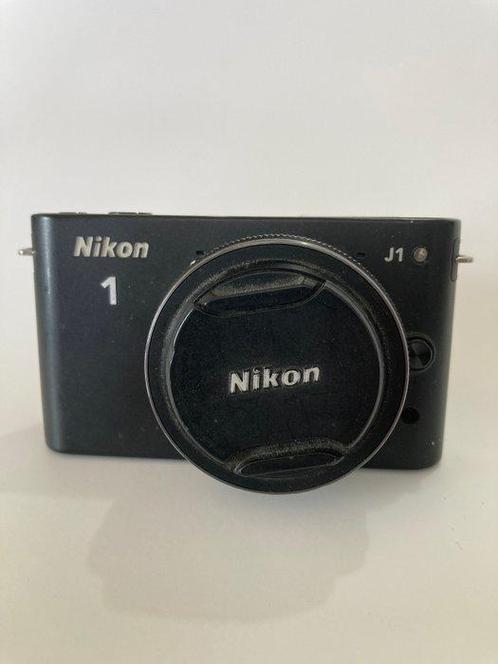 Nikon J1 + Nikkor 1 10mm/2.8 Digitale compact camera, Audio, Tv en Foto, Fotocamera's Digitaal