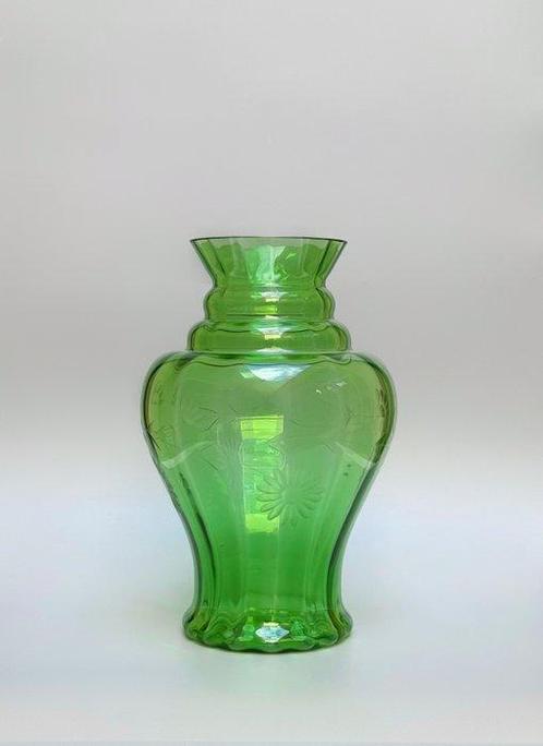 Verrière Doyen - Vaas - FLORALIES - XL - Uraniumglas - Art, Antiek en Kunst, Antiek | Glaswerk en Kristal