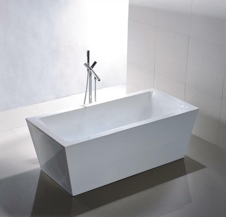 Sanifun vrijstaand bad Sansone, Doe-het-zelf en Bouw, Sanitair