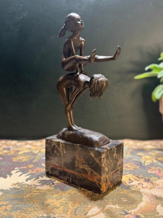 Milo (1910-1978) - sculptuur, Acrobaten - Spelende Kinderen, Antiek en Kunst, Curiosa en Brocante