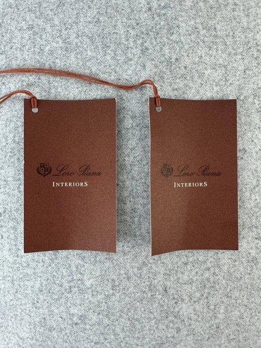 Loro Piana “Tiepolo” - Kussen (2), Antiquités & Art, Tapis & Textile