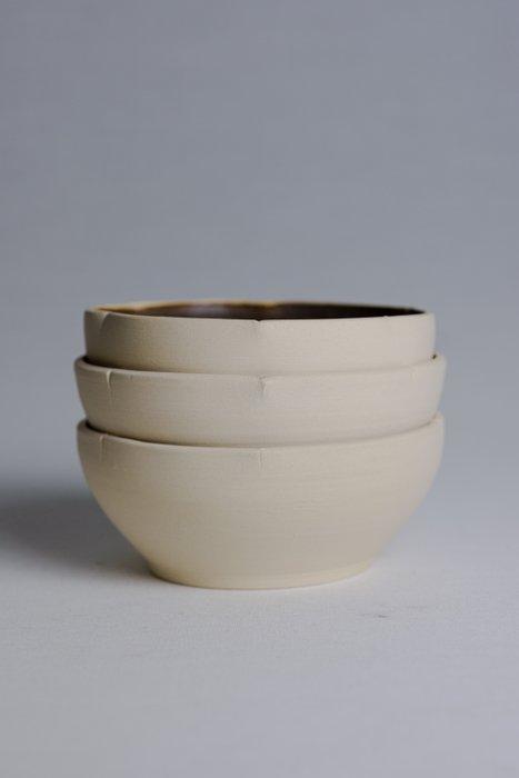 Martina Corti - Kom - Keramiek - Set van vijf handgemaakte, Antiquités & Art, Art | Objets design