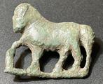 Oud-Romeins Brons Zeldzame zoomorfe broche in de vorm van, Antiek en Kunst