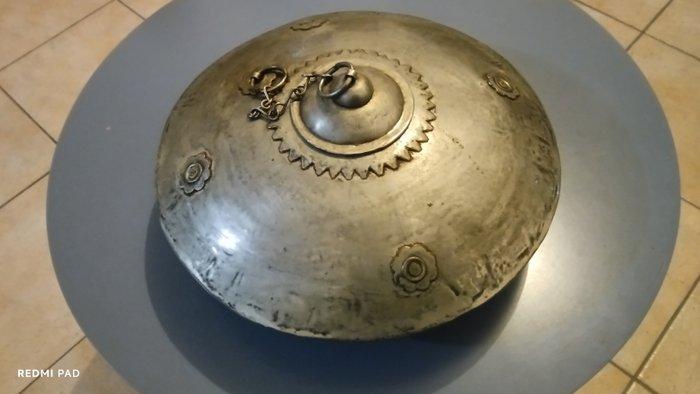 Doos - Opium / tabakdoos - met zilveren afwerking, Antiek en Kunst, Kunst | Niet-Westerse kunst