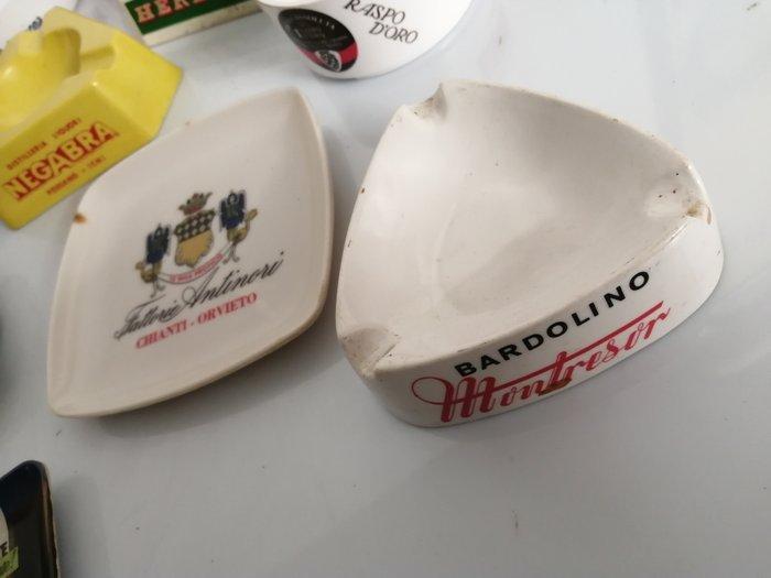 Asbak - Plastic, Meubel - 40 stukken -, Antiek en Kunst, Antiek | Speelgoed