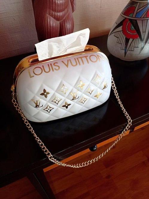 ELBé - Boîte à mouchoirs luxe customisée Louis Vuitton, Antiek en Kunst, Kunst | Schilderijen | Modern