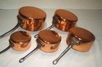 Een degelijk set van 5 Franse massief koperen pannen - Poêle