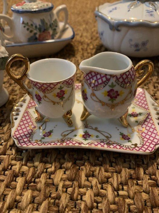 Porcelaine - Speelgoedkeuken, Antiek en Kunst, Antiek | Speelgoed