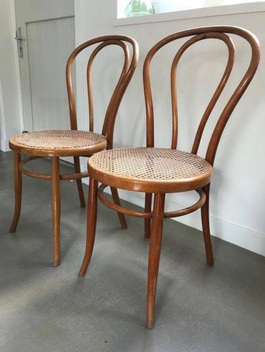 Michael Thonet - Chaise (2) - Hêtre - Deux chaises de style, Antiquités & Art, Antiquités | Meubles | Chaises & Canapés