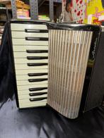 Ariston Castefidardo - - Piano accordéon - Italie (Sans prix, Musique & Instruments