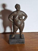 Beeld, Vrouw - 1,5 kg - 27 cm - kunsthars, Antiek en Kunst