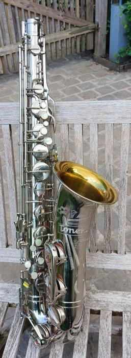Amati - Toneking - - Saxophone ténor - Czechia - 1955, Muziek en Instrumenten, Blaasinstrumenten | Blokfluiten