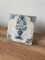 Tegel (2) - 1650-1700 - GEEN RESERVE - vazen, Antiek en Kunst