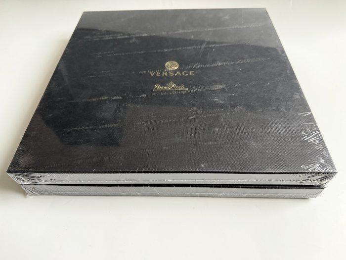 Rosenthal - Versace - Bord (2) - 27 cm Etoiles de la Mer, Antiek en Kunst, Antiek | Meubels | Tafels