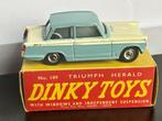 Dinky Toys 1:43 - Voiture miniature - Dinky Toys 189 Triumph, Hobby en Vrije tijd, Nieuw