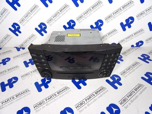 Radio/CD-speler A 211 870 2889 o.a: CLS-klasse w219, Auto-onderdelen, Elektronica en Kabels, Gebruikt, 3 maanden garantie, Mercedes-Benz