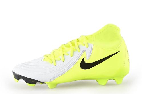 Nike Voetbalschoenen in maat 42 Zilver | 5% extra korting, Kleding | Heren, Schoenen, Overige kleuren, Zo goed als nieuw, Verzenden