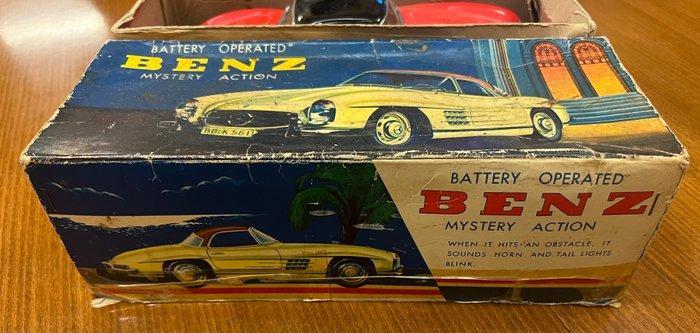 Toy Nomura - Speelgoedauto Battery Operated Mercedes-Benz,, Antiek en Kunst, Antiek | Speelgoed