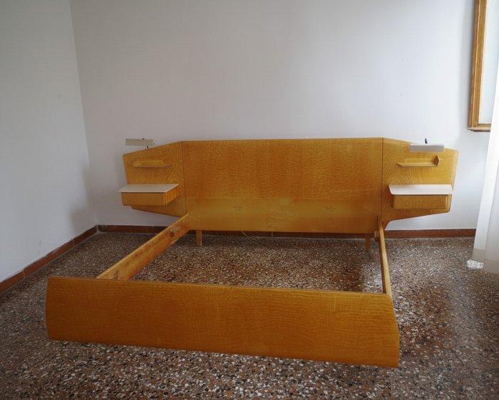 Gio Ponti - Bed - Hout, fineer, Antiek en Kunst, Kunst | Designobjecten