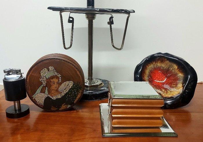 Asbak (5) - Bakeliet, Hout, Metaal, Porselein, Antiek en Kunst, Curiosa en Brocante