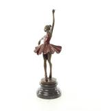 Figuur - A BRONZE SCULPTURE OF A BALLERINA - Brons, Marmer, Antiek en Kunst