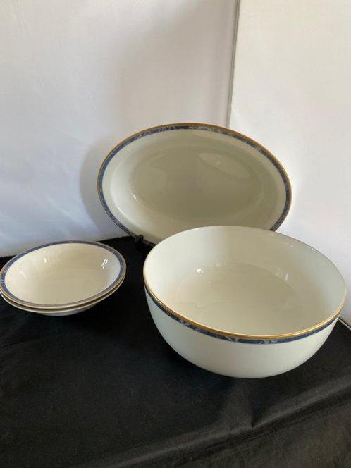 Wedgwood - Schaal (4) - Cantata - Porselein, Bone China -, Antiek en Kunst, Antiek | Meubels | Tafels