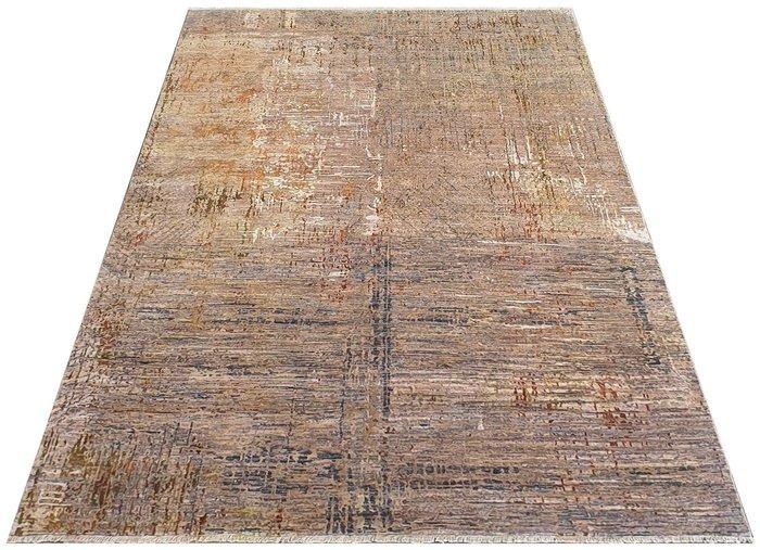 Handgeknüpfter designer-Teppich aus Wolle & Seide – Zeer, Huis en Inrichting, Stoffering | Tapijten en Vloerkleden