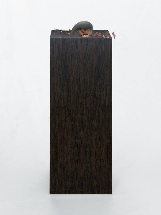 Kolom - Formaminima - 2025 - Wengé voet, Antiek en Kunst, Kunst | Designobjecten