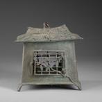 Hangende lantaren  (tsuri’dôrô) - Gepatineerd brons -, Antiek en Kunst