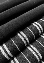 A291 - 470 x 145 cm - Due splendidi tessuti in lana, di