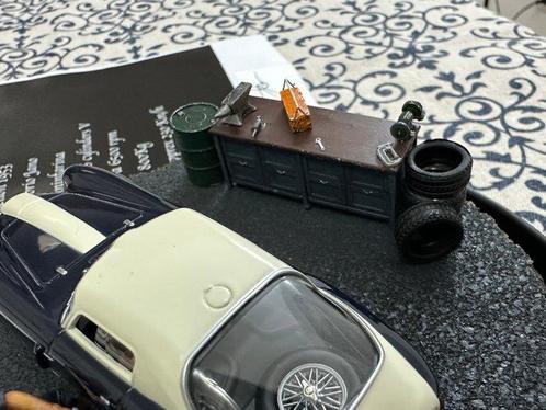 Artwork - Lancia - Lancia D20 1953 Diorama Officina su base, Hobby en Vrije tijd, Modelauto's | 1:5 tot 1:12