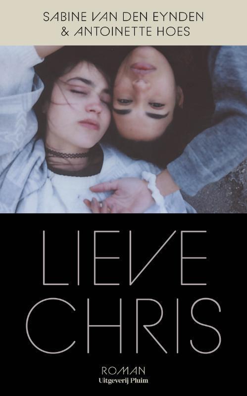 Lieve Chris 9789493304291 Sabine van den Eynden, Boeken, Romans, Zo goed als nieuw, Verzenden