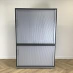 roldeurkast vv 3 legborden en sleutel, (hxbxd) 198x130x45, Gebruikt