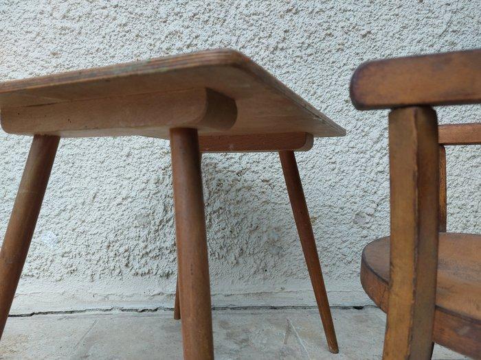 Bureau - Hout - een kleine Baumann-fauteuil en een apart, Antiek en Kunst, Antiek | Wandborden en Tegels