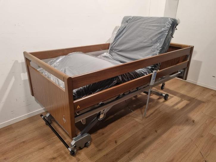 Wissner Bosserhoff Sentida #24G Elektrisch Hoog LAAG LAAG, Diversen, Verpleegmiddelen, Zo goed als nieuw, Verzenden