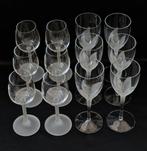 Verre à vin (12) - Acier mat et gravures finement gravées -