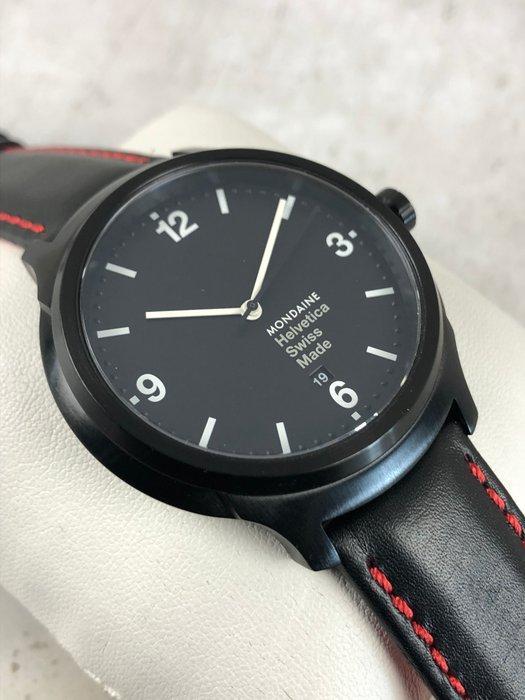 Mondaine - Helvetica No.1 Bold Black New York Edition -, Handtassen en Accessoires, Horloges | Heren
