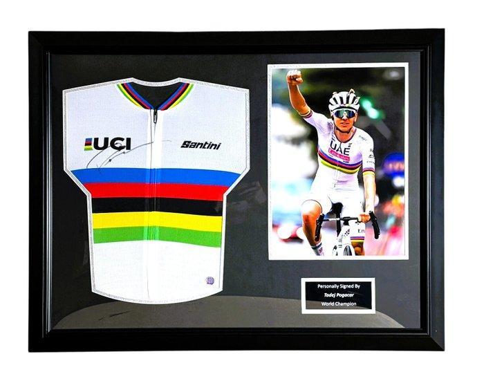 World Champion Cycling - Tadej Pogacar Signed UCI 2025 World, Verzamelen, Overige Verzamelen