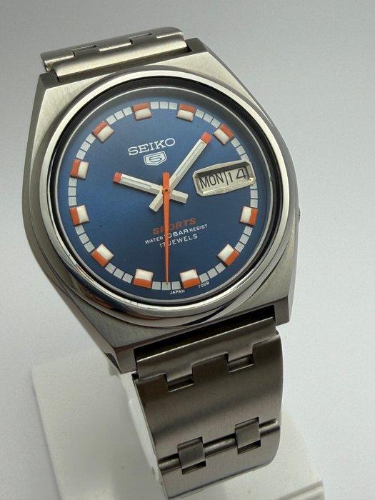 Seiko - Seiko 5 Sports Automatic – Cal. 7009 – Japan Made -, Handtassen en Accessoires, Horloges | Antiek
