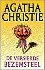 De versierde bezemsteel / Agatha Christie / 15 9789024517879, Verzenden, Gelezen, Agatha Christie